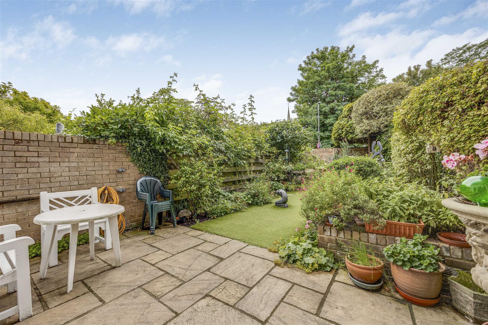 Welford Place, Wimbledon Andrew Scott Robertson